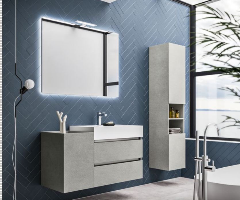 Arredo bagno con colonna ed elemento sottolavandino 